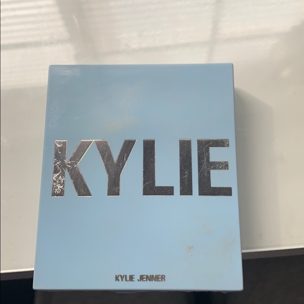 Kylie Cosmetics Highlighter